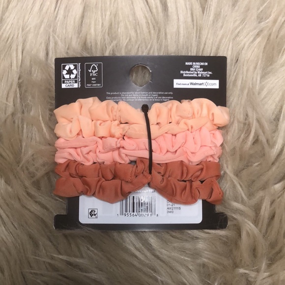 2for $15 NWT Athletic works hair set. 6 pieces (bundle 2 items) - Picture 2 of 2